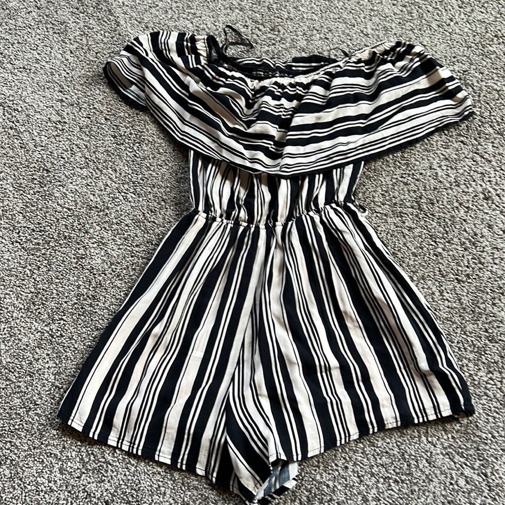 NWT Windsor striped Romper size S